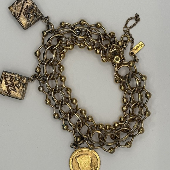 Vintage Signed Monet Double Link Gold Tone Bracelet w/ Safety Chain 3 Charms - Picture 5 of 13